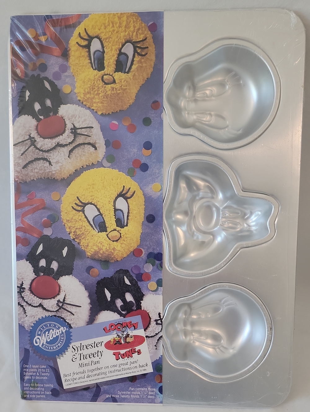 Sylvester & Tweety Mini Cake Pan of 6
